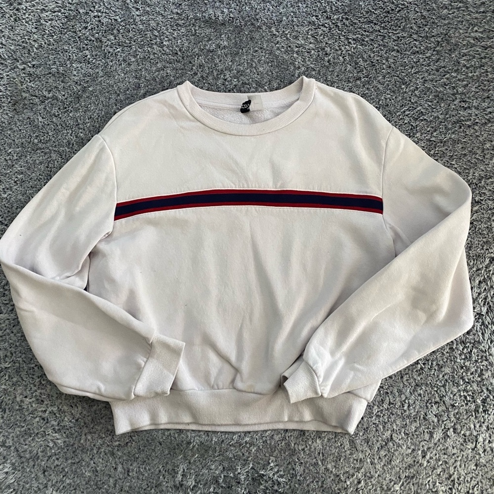 H&M Divided Sweatshirt Size Small